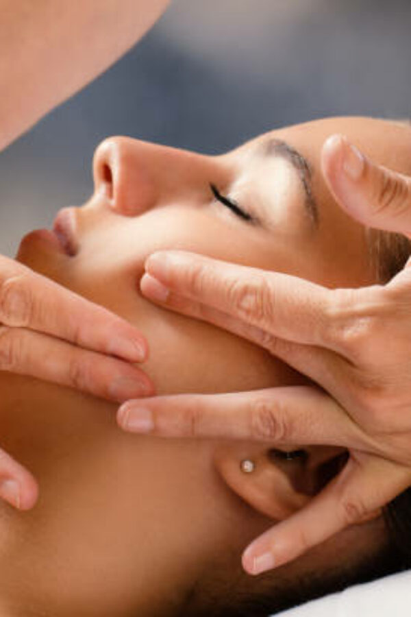 A quel rythme pratiquer le massage japonais du visage ?